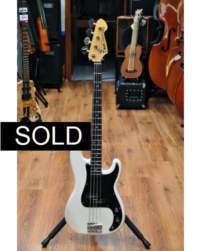 Tokai APB97 Hardpuncher Vintage White